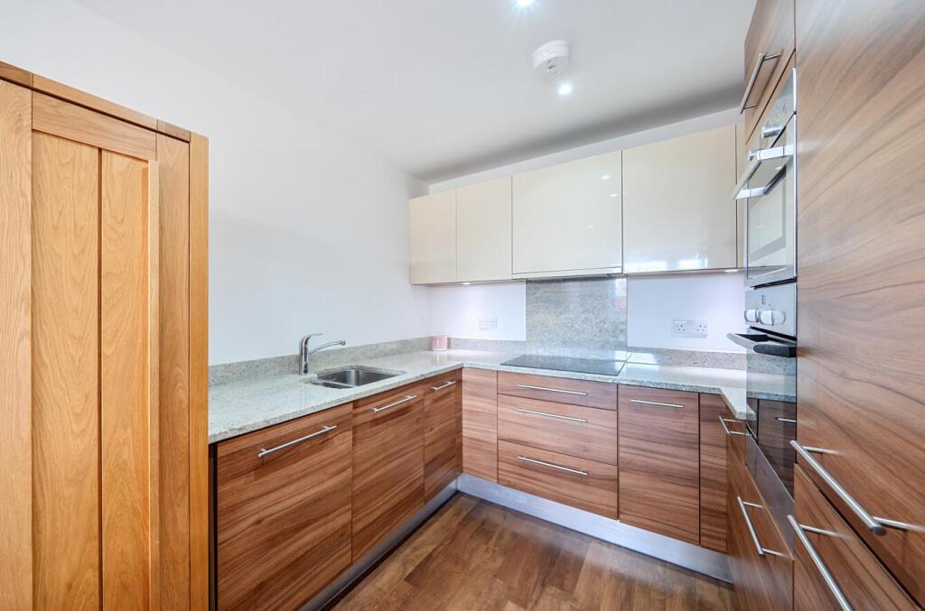 Davidson Frost-Wellings, DFW, Attlee Court, Stanmo