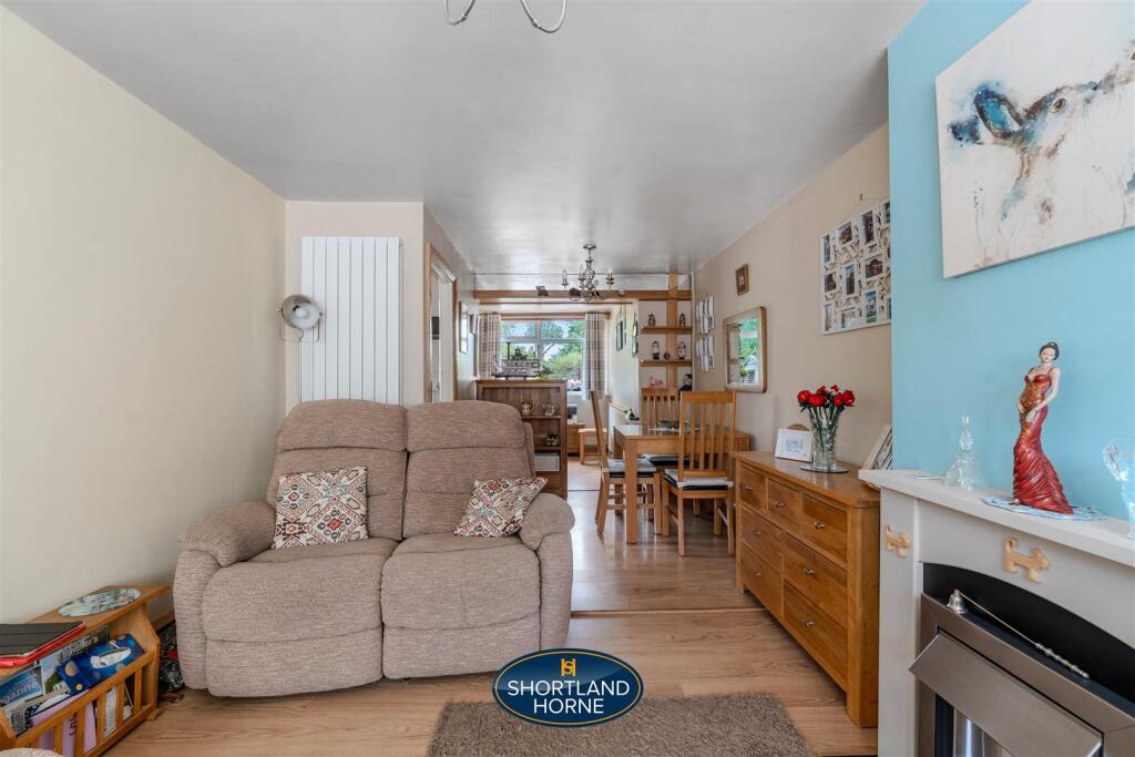 Lounge / Dining Room