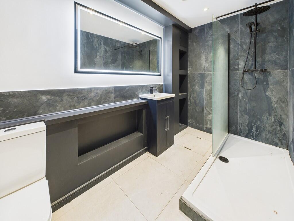 CAM03987G0-PR0213...