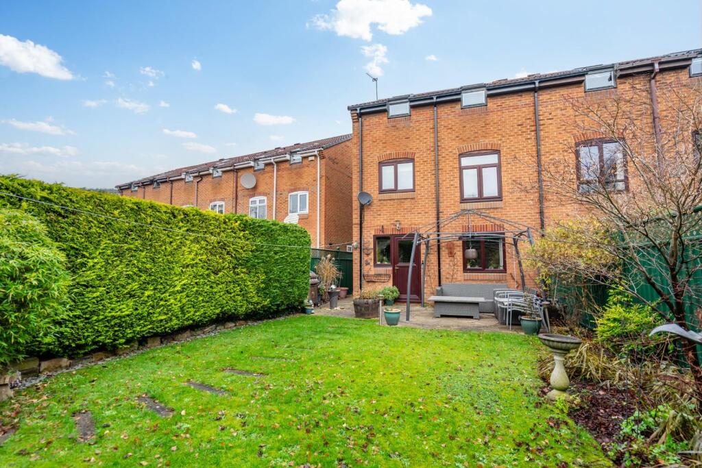 ebsay drive (20 of 21).jpg