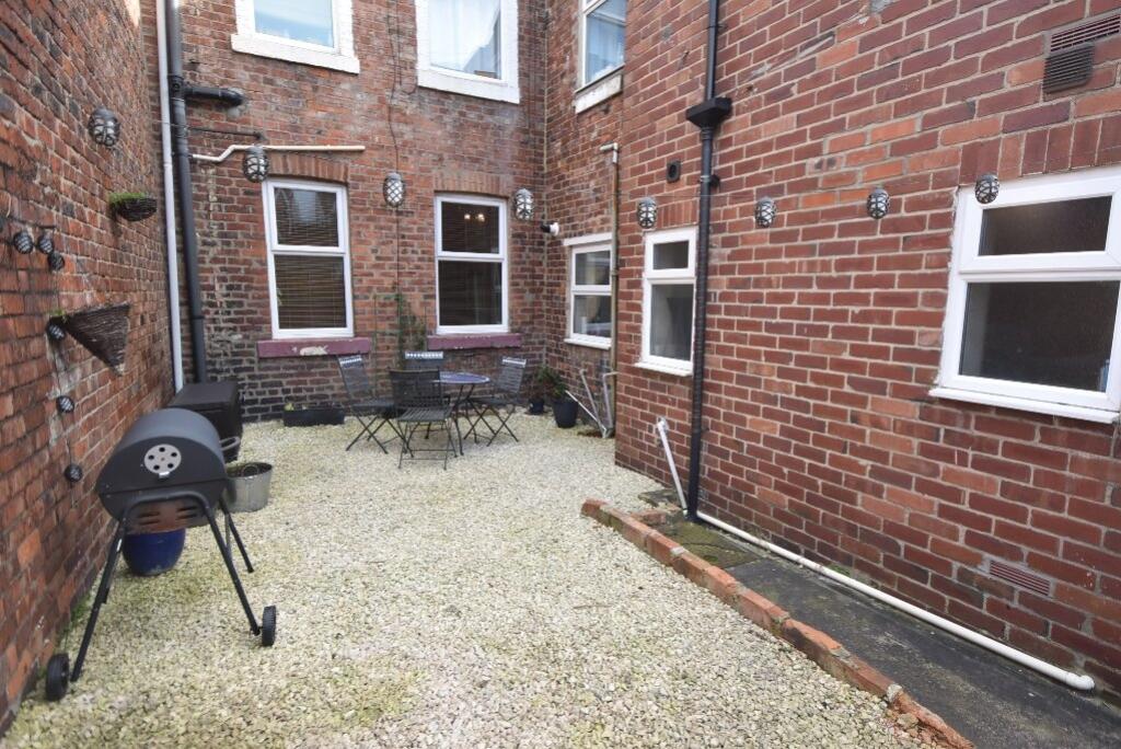 25 spencer street7