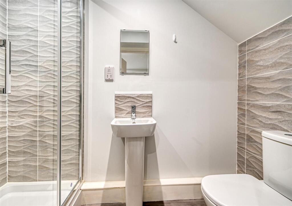 1 Crossfields Crescent-7.jpg