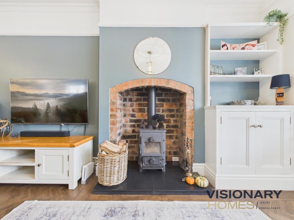 CAM03522G0-PR0220-STILL004