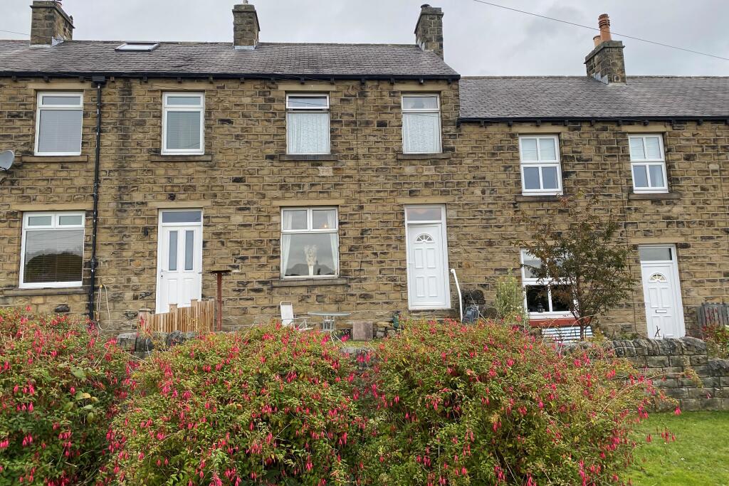 15 Yew Tree Road, Shepley, Huddersfield, HD8 8DT