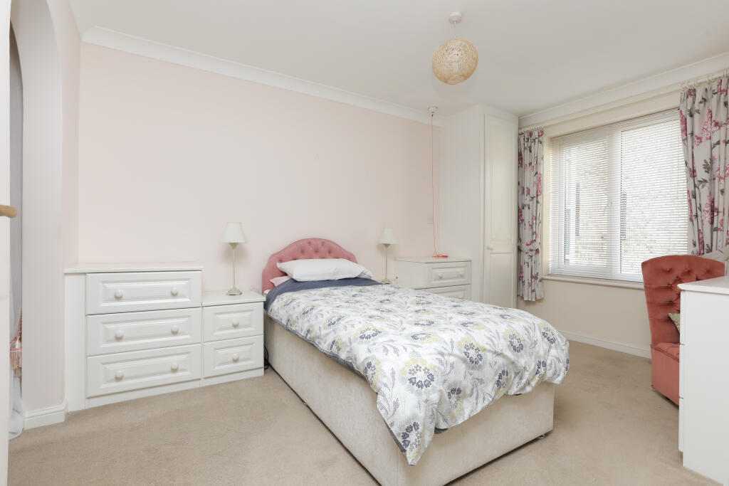 general Flat 19, Bie