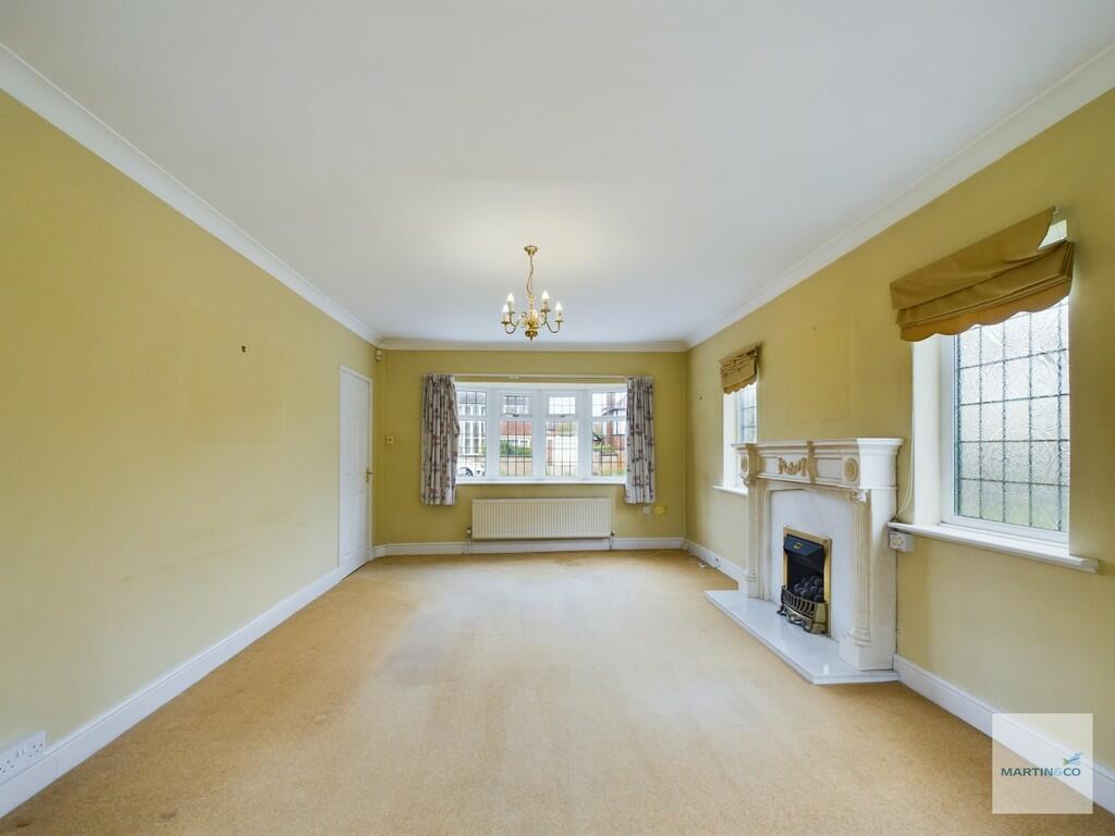 CAM03394G0-PR0094...