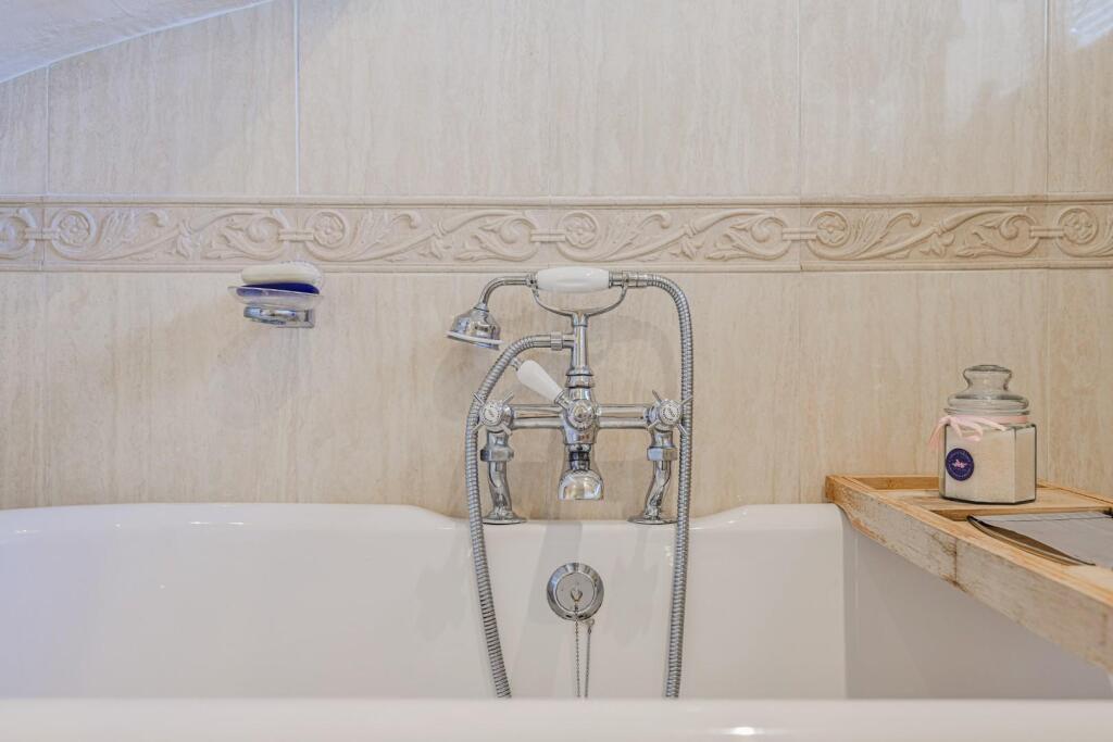 BALLARDS GREEN (4).jpg