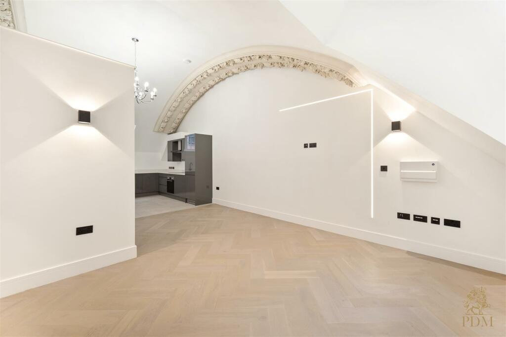Apt 7 33 Long Row Nottingham NG1 2DR