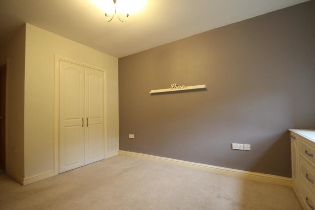Bedroom 1 aspect 2