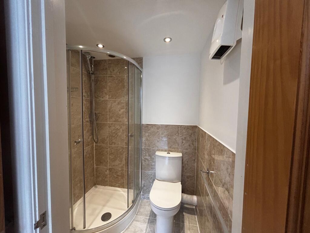 En-suite Bathroom