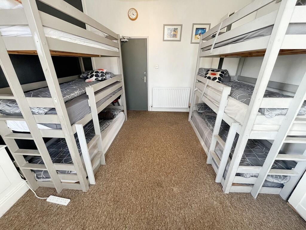 F1Bed12