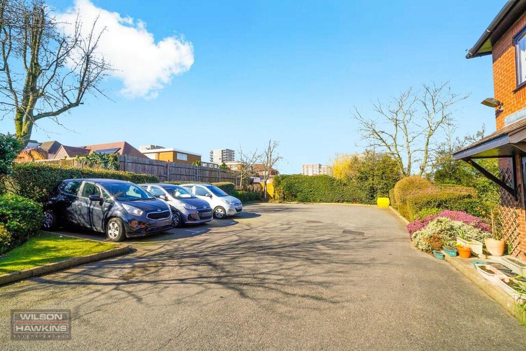 6 Hanbury Court, Northwick Park Road - cRVYiiuWhQ5