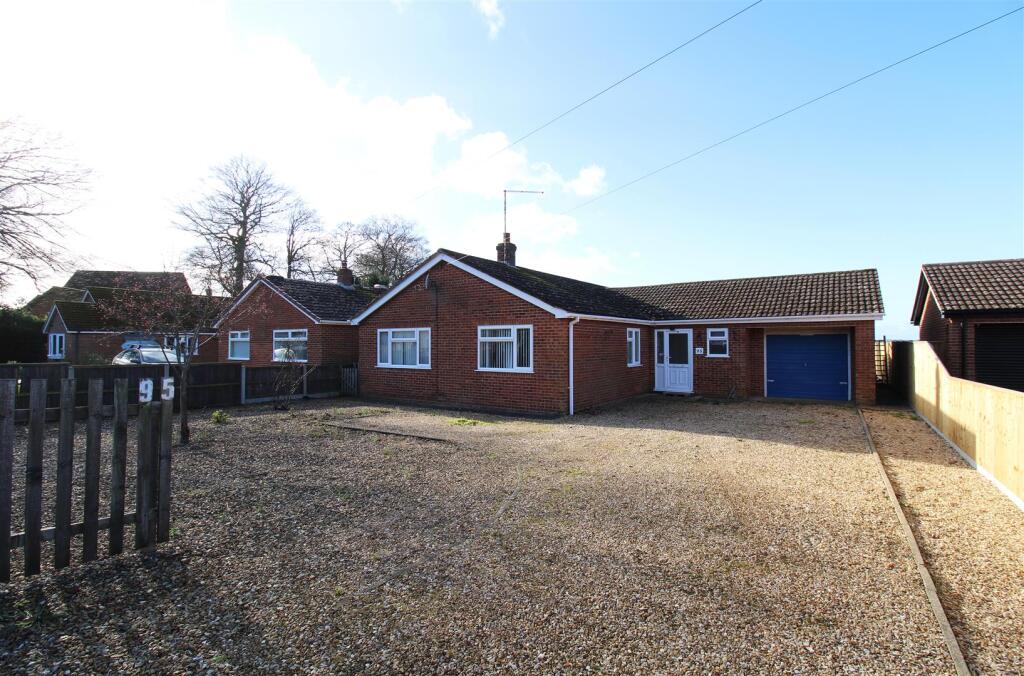 New Road, Sutton Bridge, Lincs