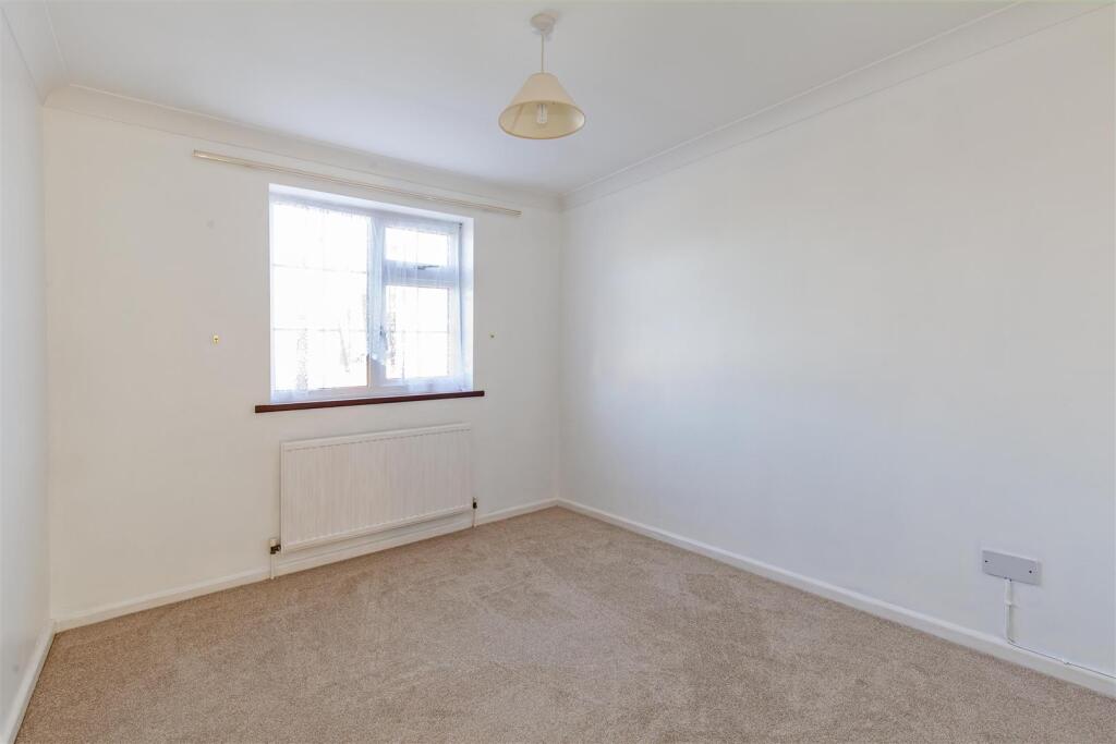 Bedroom 2-1.jpg