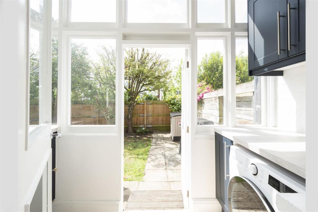 86a, Melbury Gardens,9.jpg