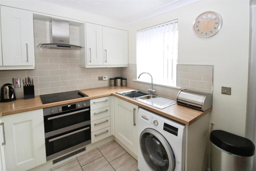 Fitted Dining Kitchen