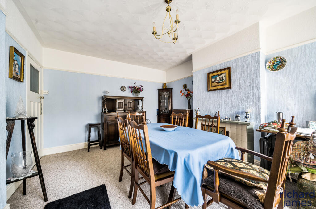 e12f2e5a2b93461298a0aec3b7ed3cfa