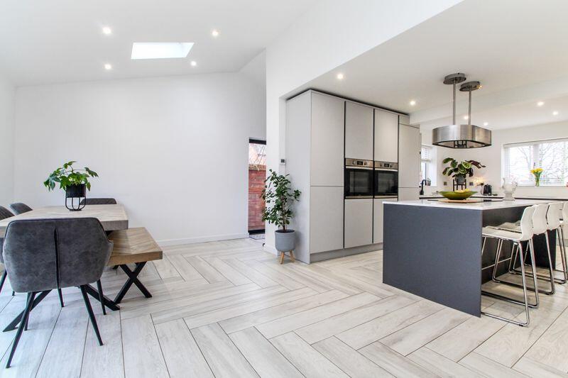 Kitchen/Diner/Family