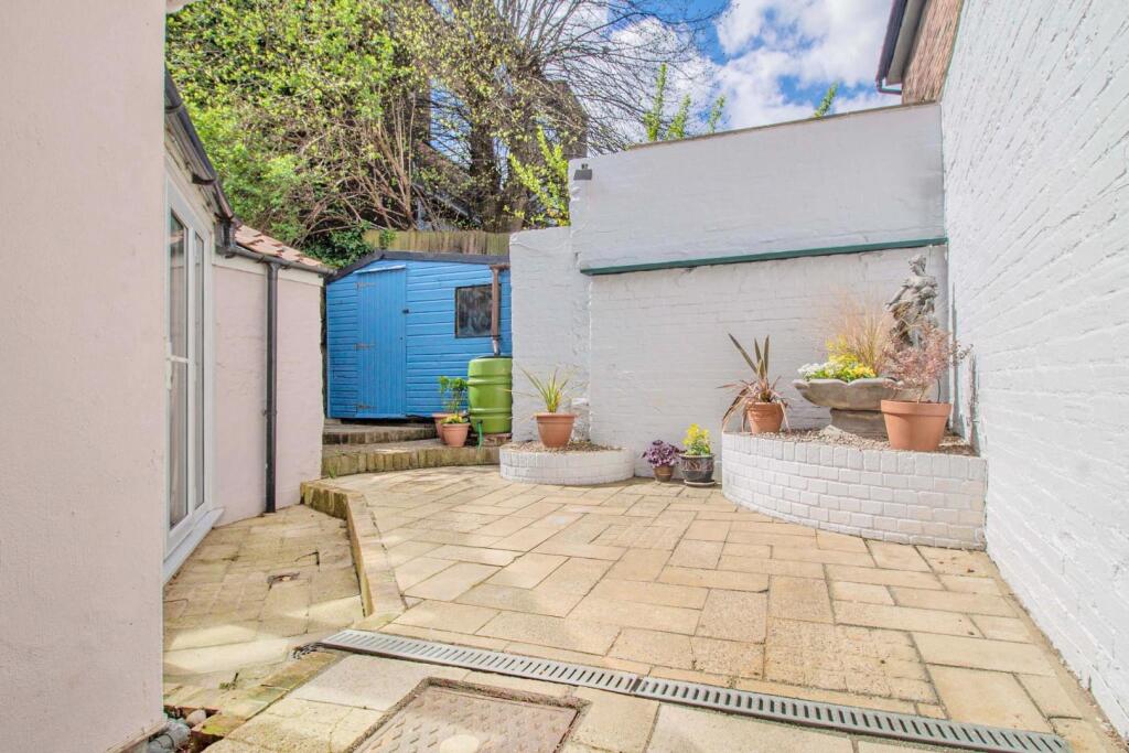Cobbler's Cottage, Sparhawk Street [Garden Room] 0