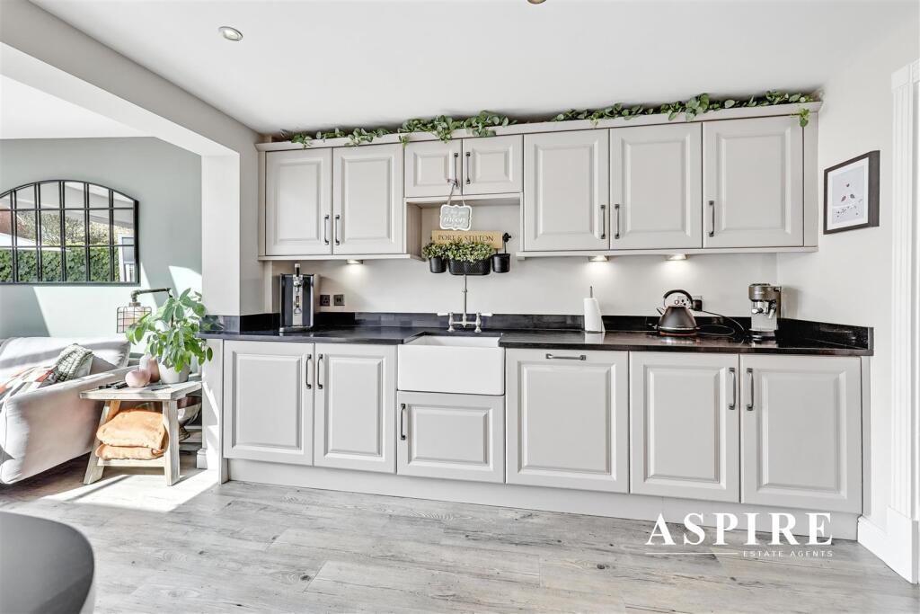 Aspire Estate Agents26.jpg