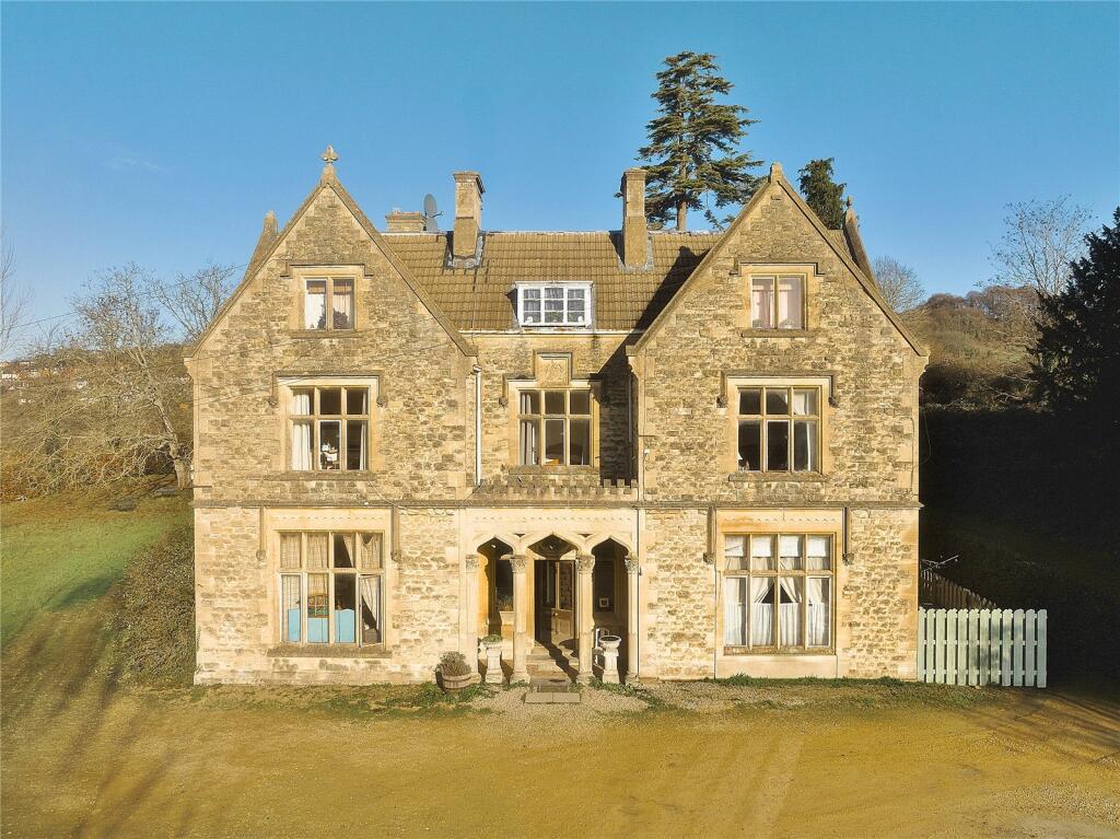 Gunhouse Lane, Bowbridge, Stroud, Gloucestershire, GL5