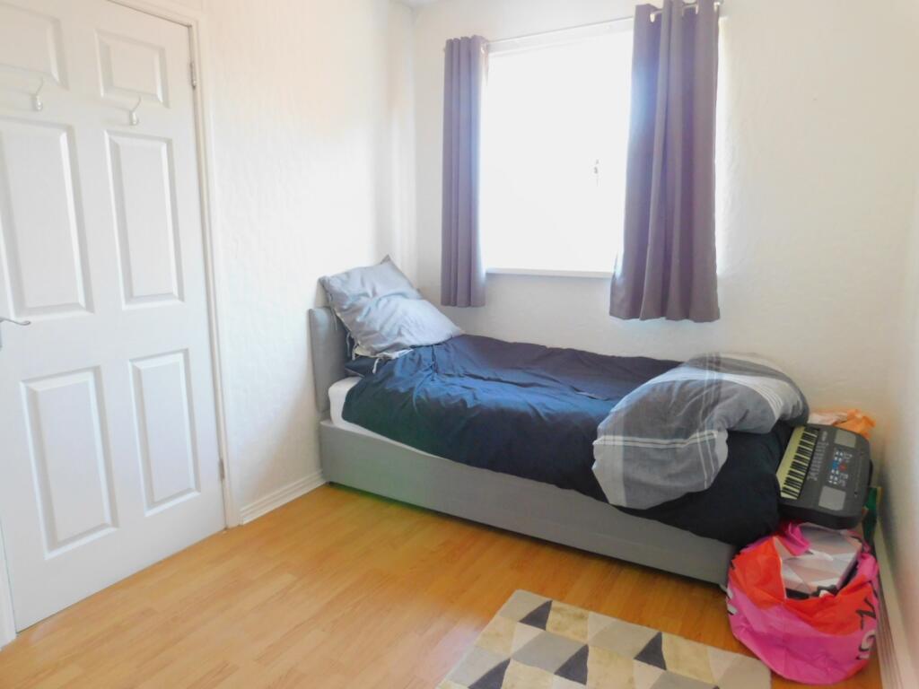 12 moore sqaure (14)