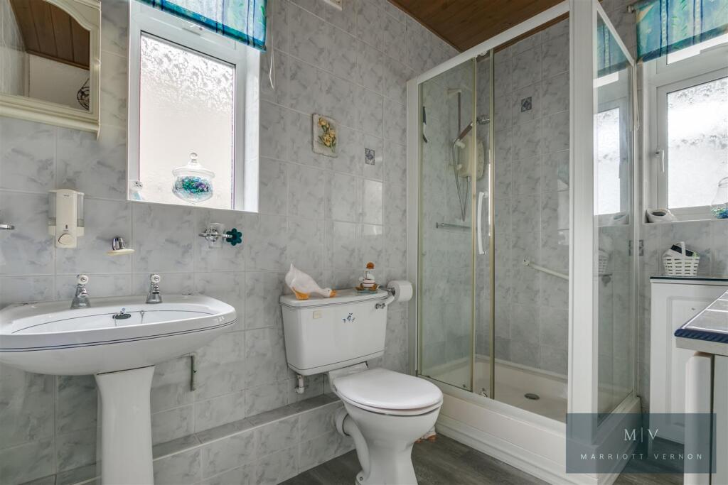 Woodmere Close 14 MV-15.jpg