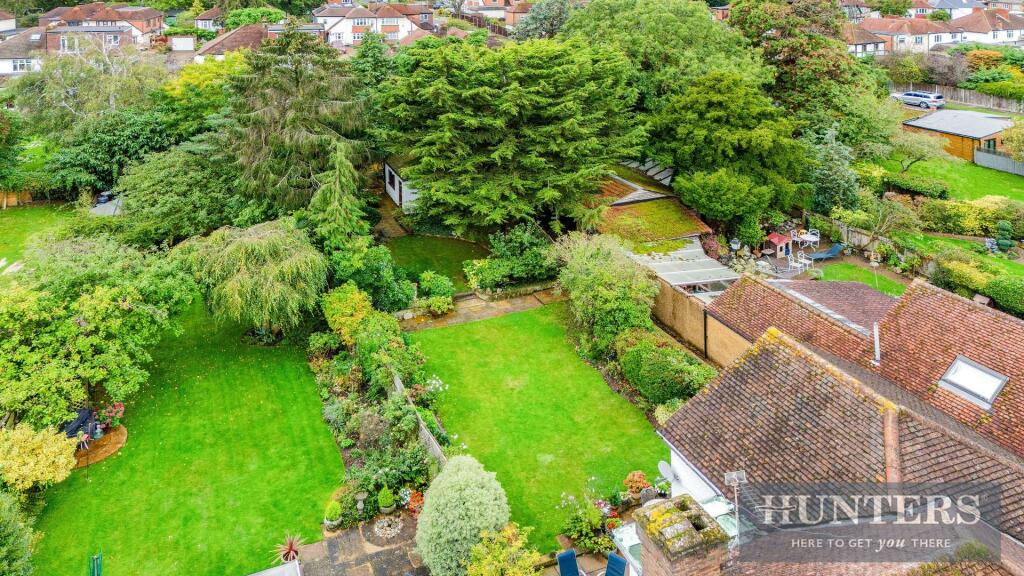 AVONDALE AVENUE DRONE (12).jpg