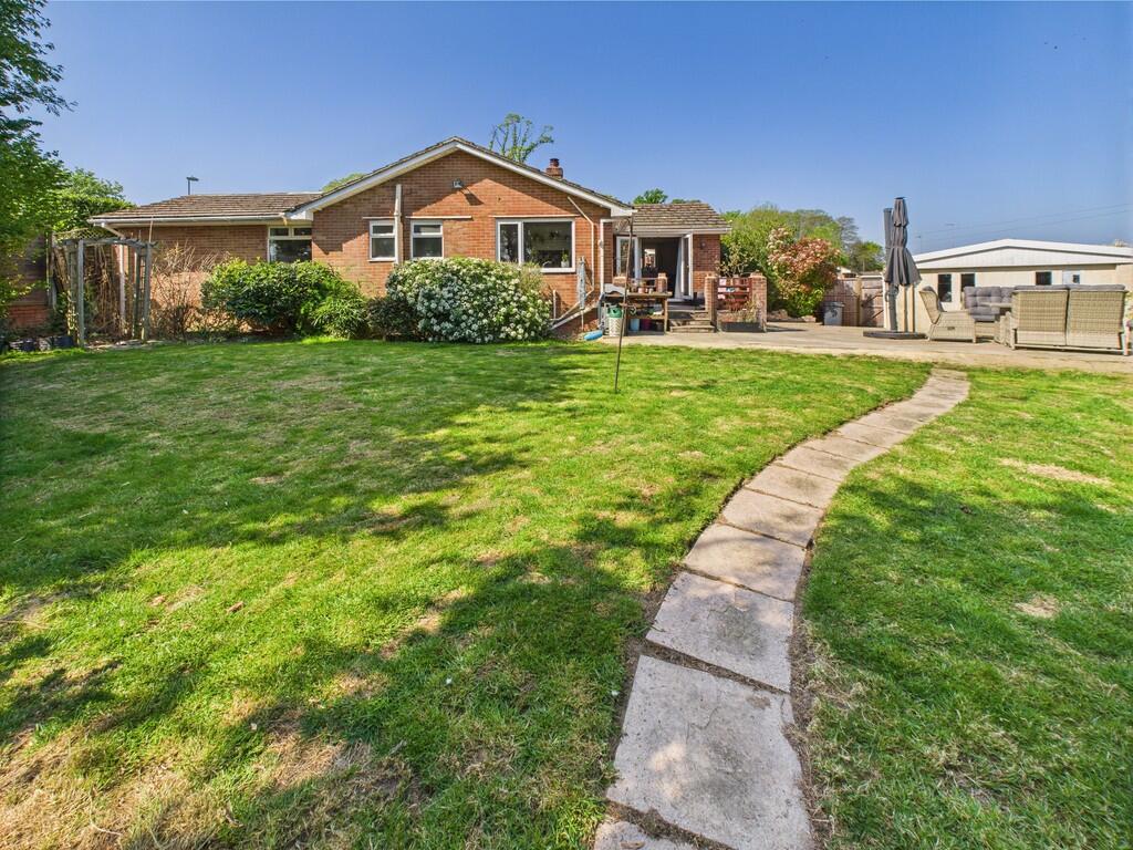 CAM05068G0-PR0016...