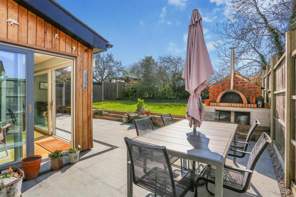 1442804326 -  18.jpg