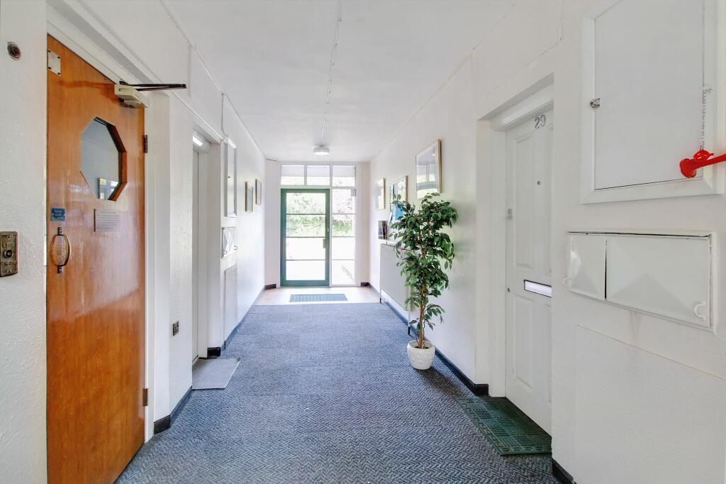Building Hallway