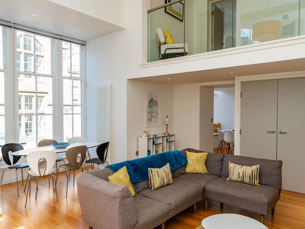 Interiors-10