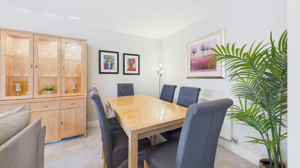 CAM04968G0-PR0062-STILL018