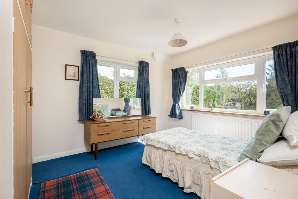 19 Ditchley Road-14.jpg