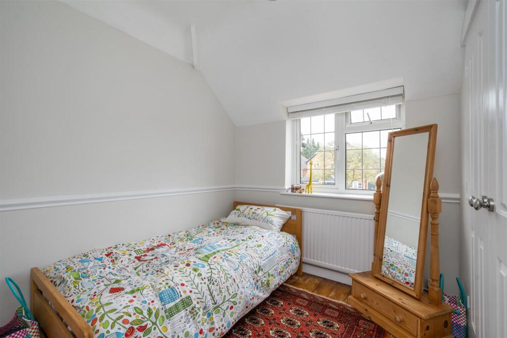 26 Kingscote Road_13.jpg