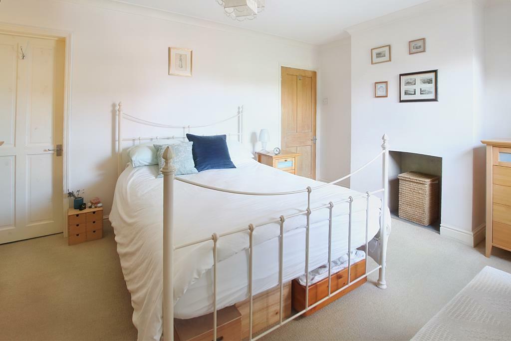 bed 1 (Portal Size).JPG