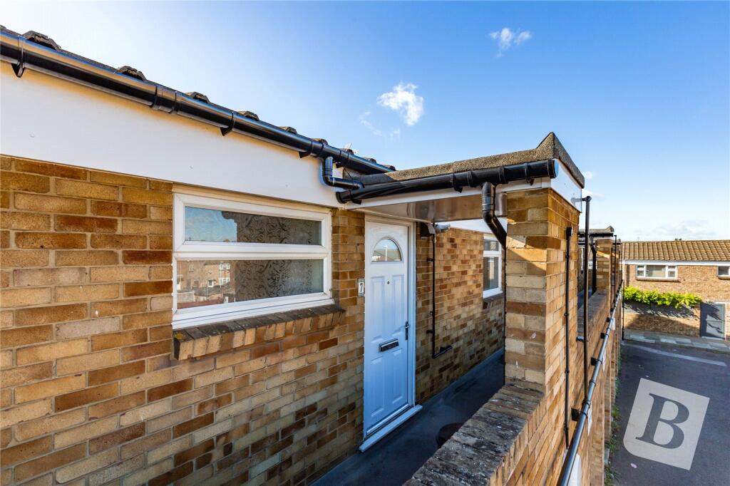 Hookfields, Northfleet, Gravesend, Kent, DA11