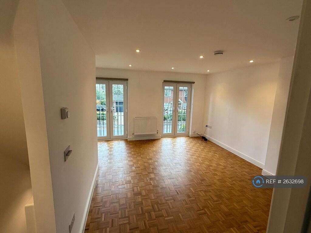 Open Plan Living/Dining Room
