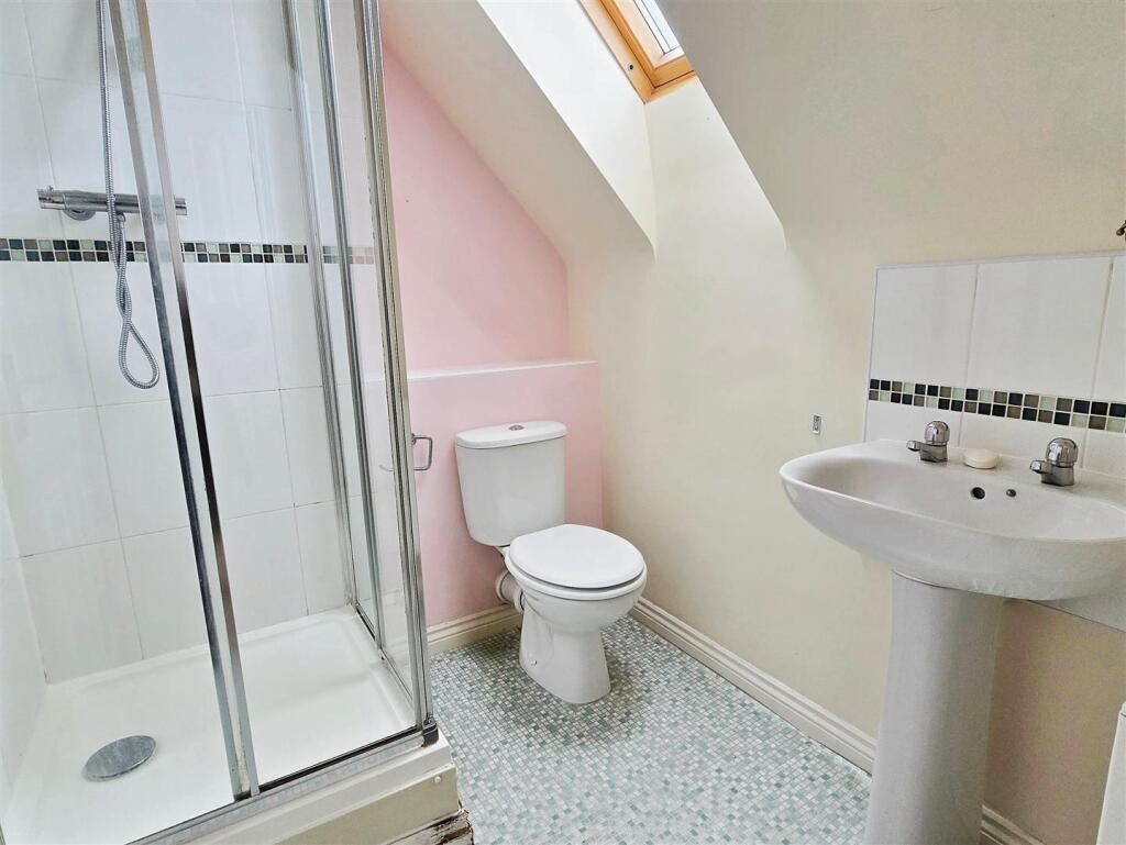 En-suite shower room