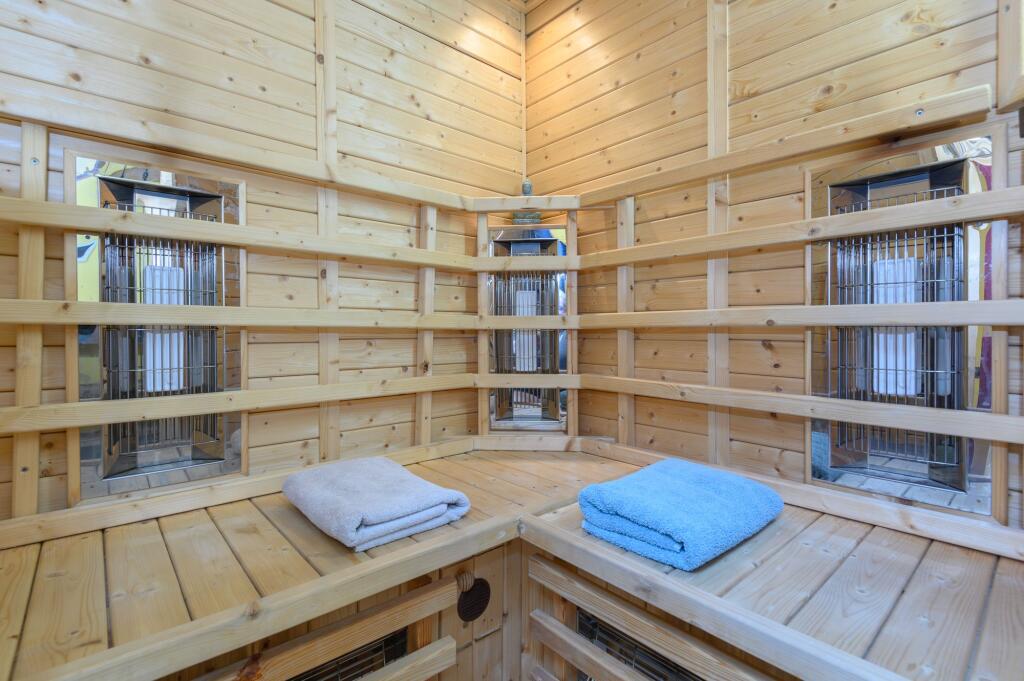 Lee Mill Road, Hebden Bridge, HX7