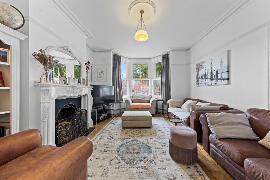 74KingsthorpeGroveWeb21.jpg