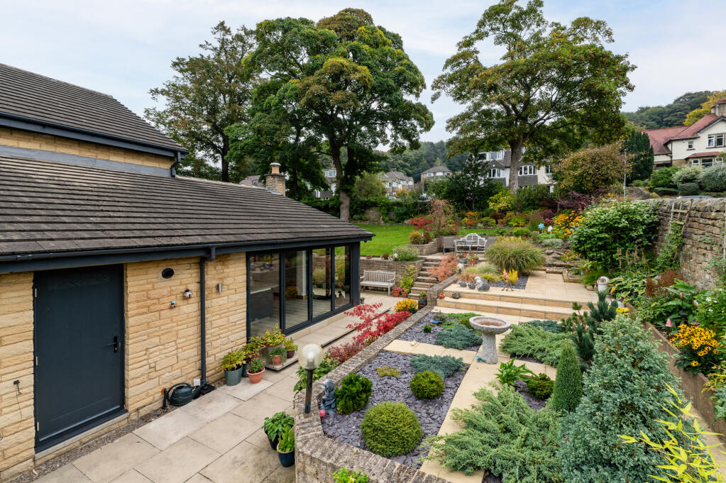 Side Gardens