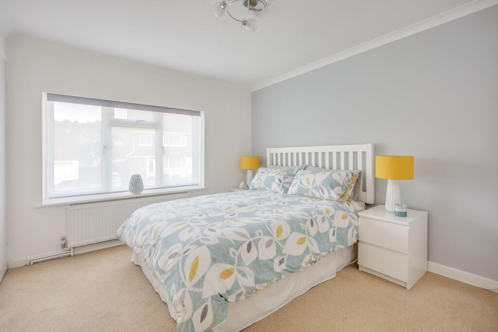 15 Greenside, SL8 5TW (LOW RES)-5