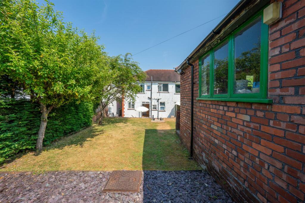 Lake Road West, Roath Park, HernCrabtree (46).jpg