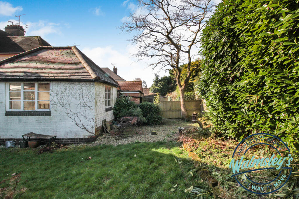 Gardens (with integral garage)