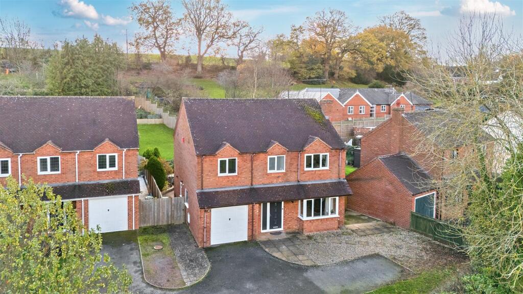 2 The Oaks, Hookagate, Shrewsbury, SY5 8BE