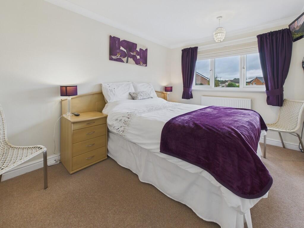 CAM04273G0-PR0194...