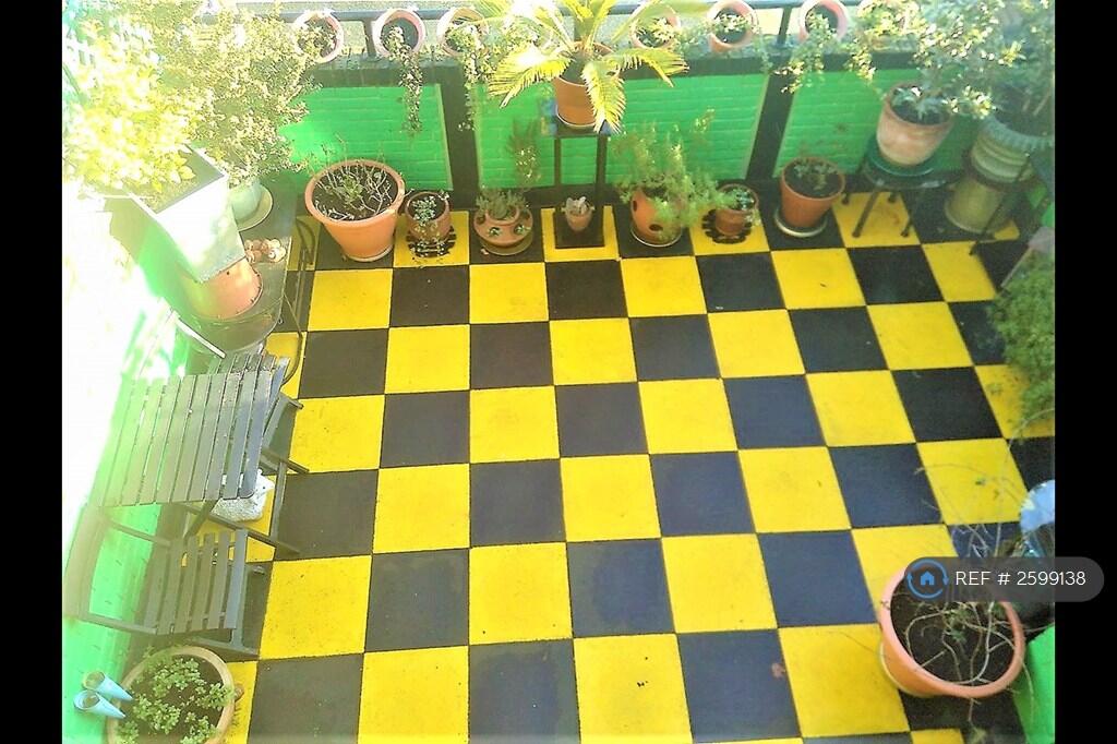 Terrace (Bird's Eye)