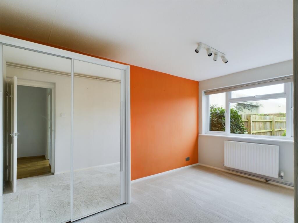 CAM02519G0-PR0028-STILL003