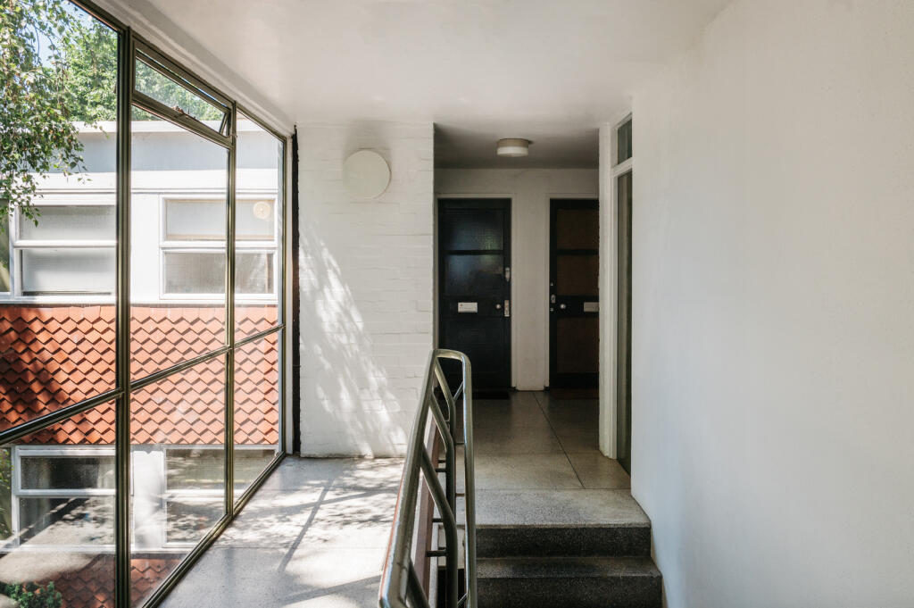 112716 - Herrick Court_The Modern House (30).jpg